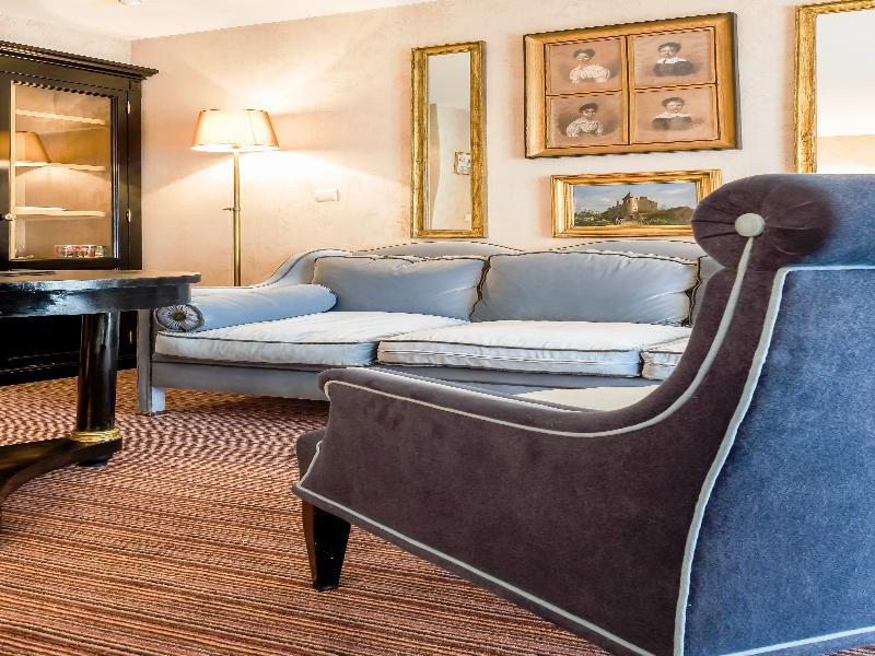 Hotel Chateaubriand Paris Exterior foto